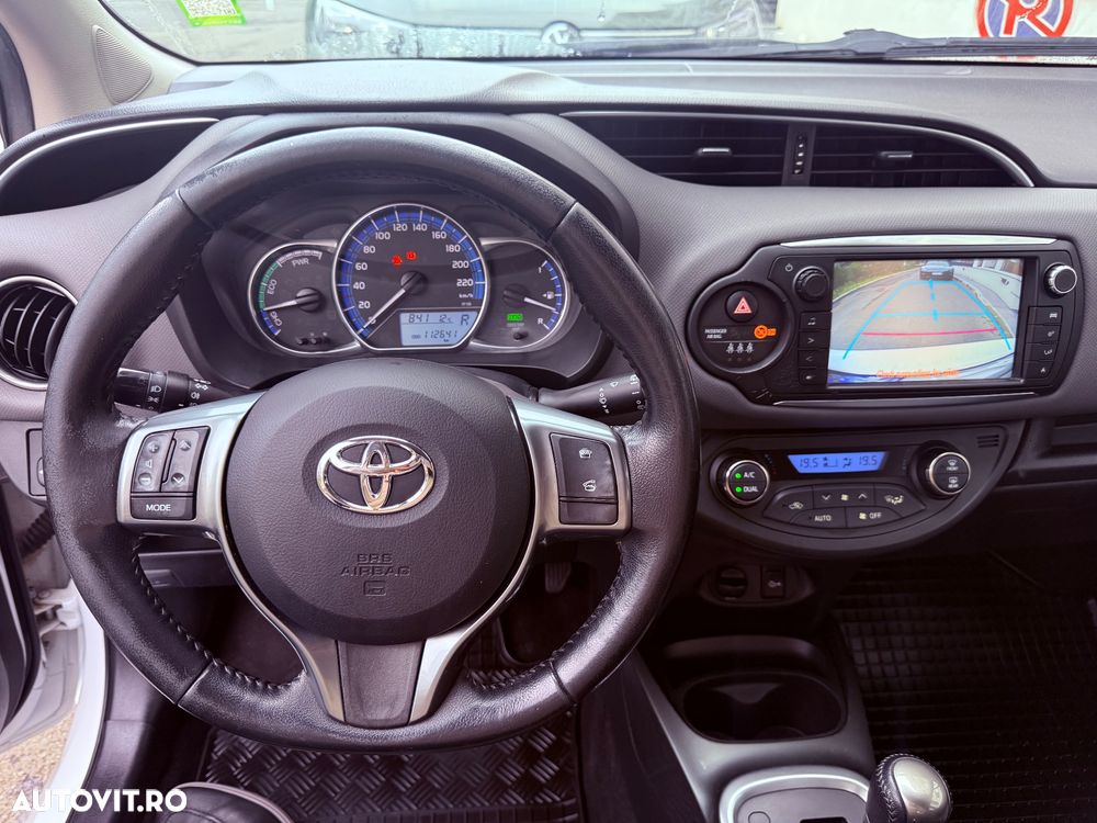 Toyota Yaris - 6