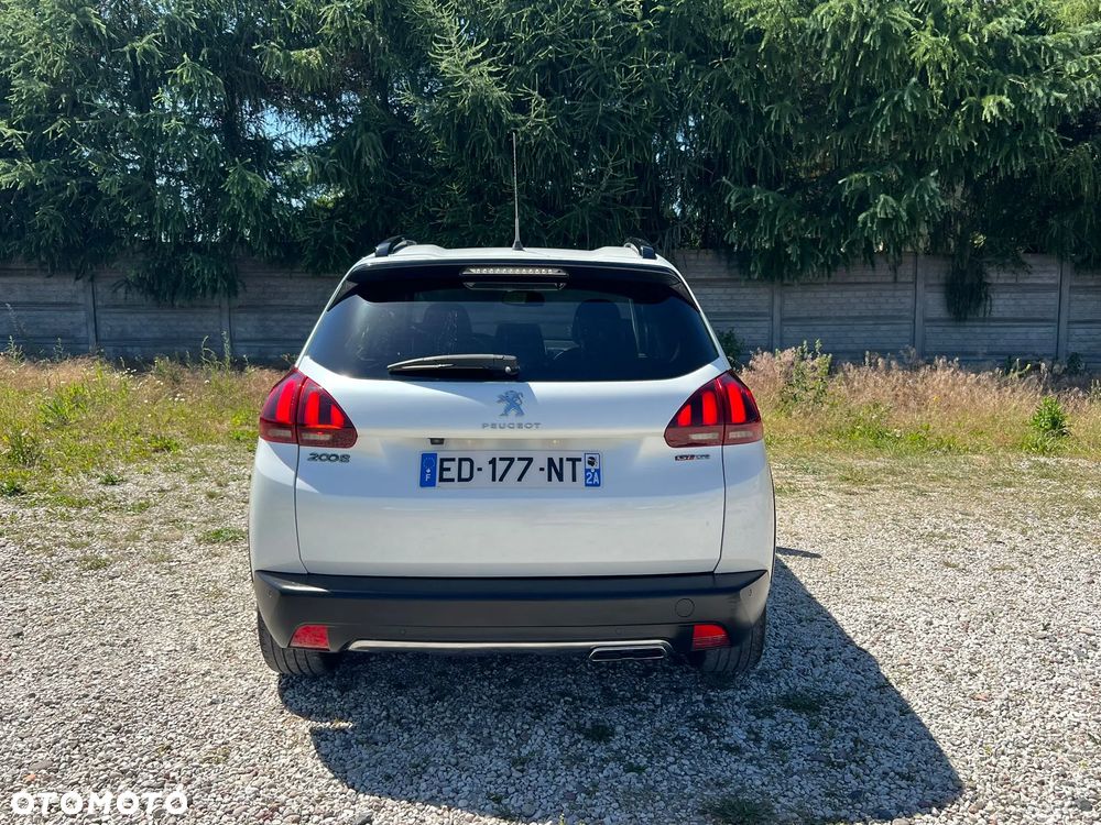 Peugeot 2008 - 9