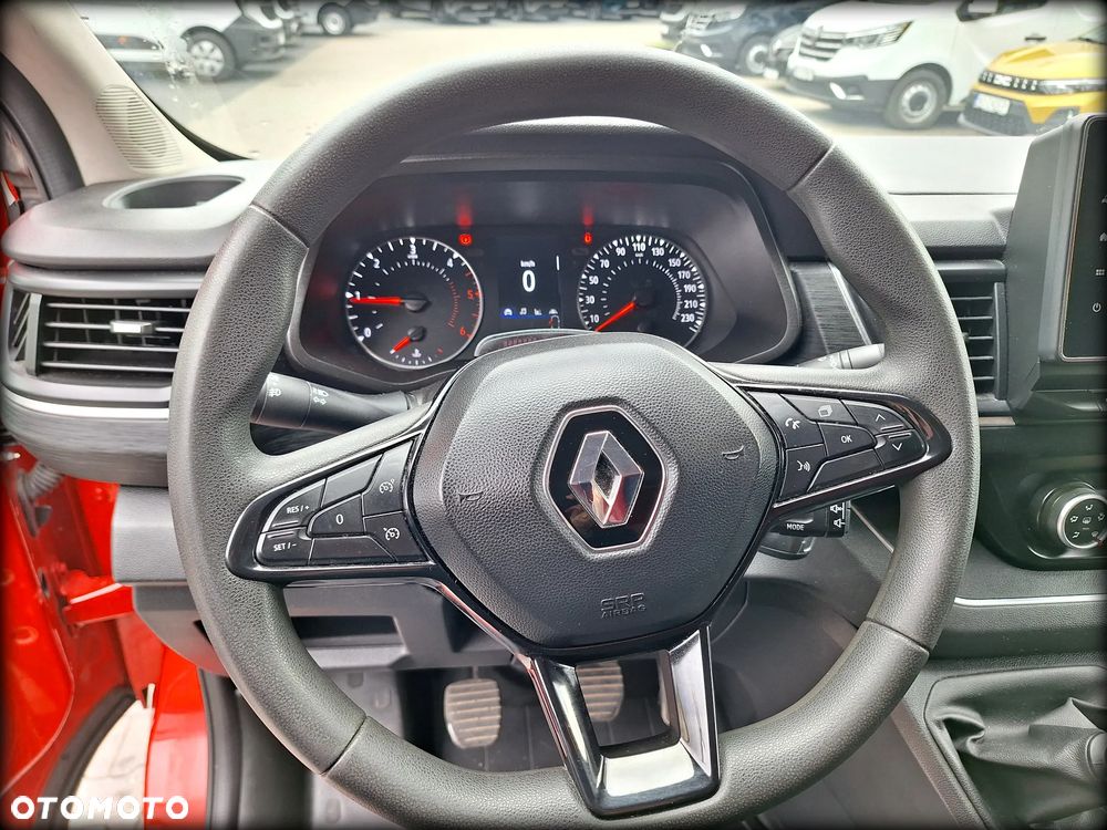 Renault TRAFIC - 8