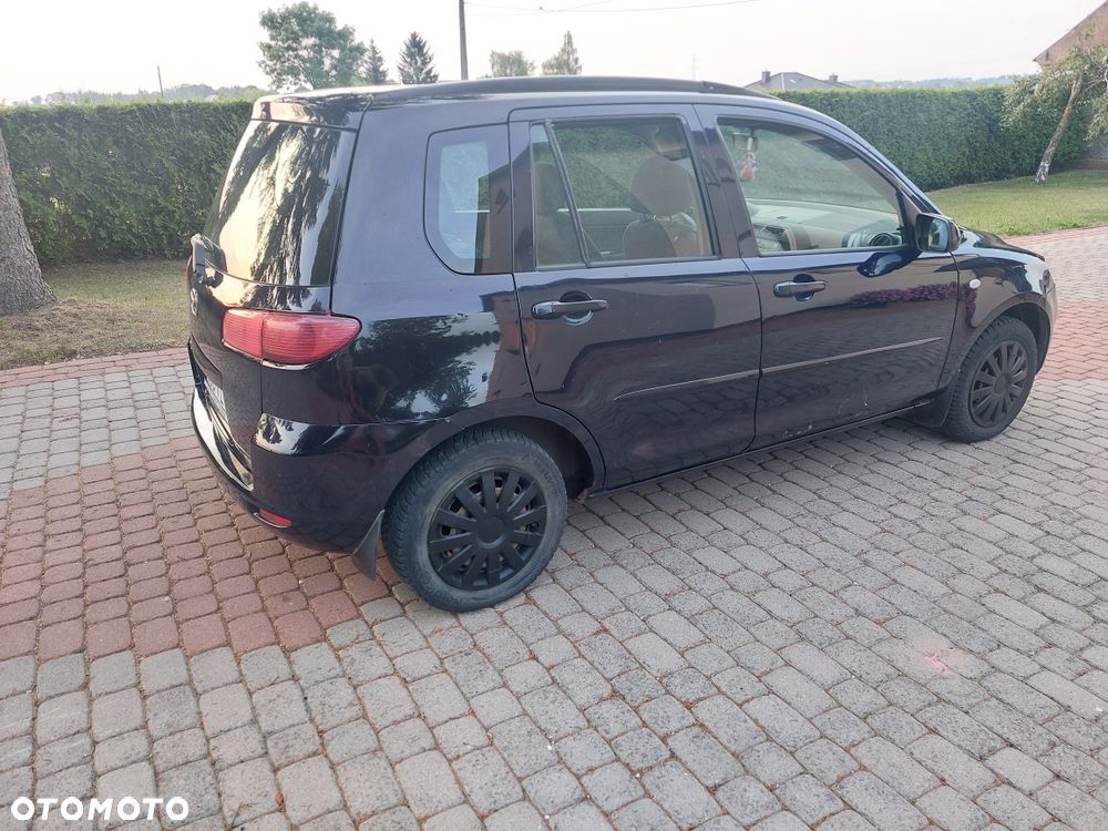 Mazda 2 - 3