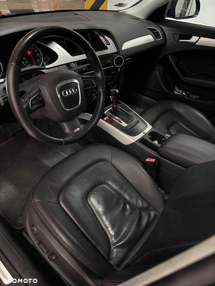 Audi A4 Limousine - 10