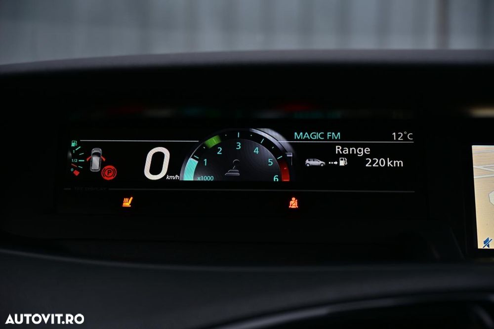 Renault Grand Scenic dCi 130 FAP Start & Stop Bose Edition - 23