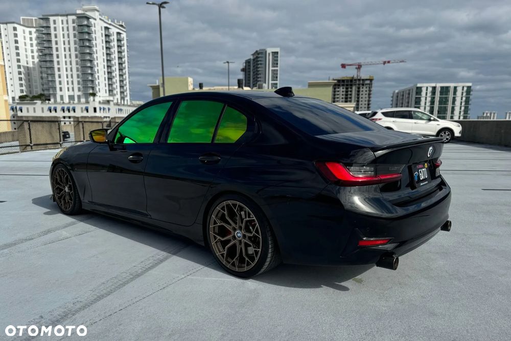 BMW Seria 3 330i Luxury Line sport - 9