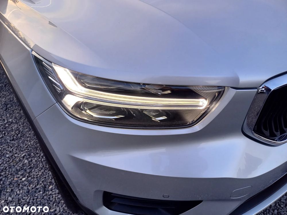Volvo XC 40 D3 Momentum - 12