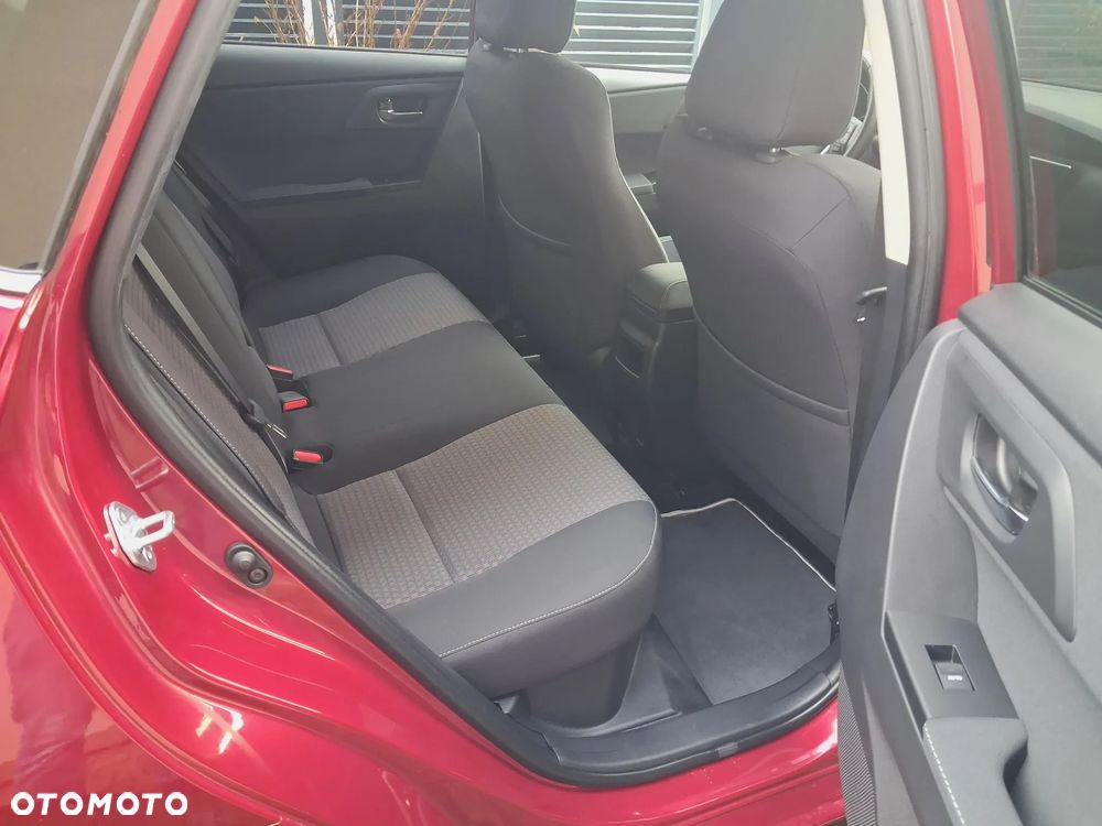 Toyota Auris 1.8 VVT-i Automatik Team Deutschland - 9