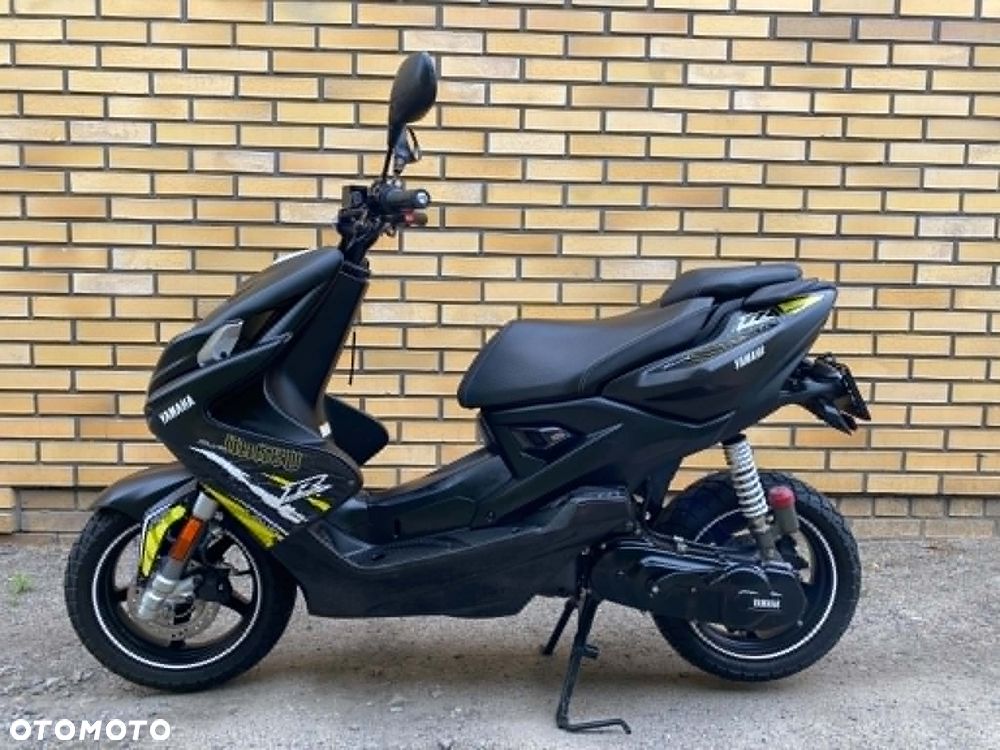 Yamaha Aerox - 6