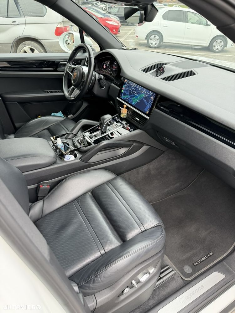 Porsche Cayenne Tiptronic S - 11