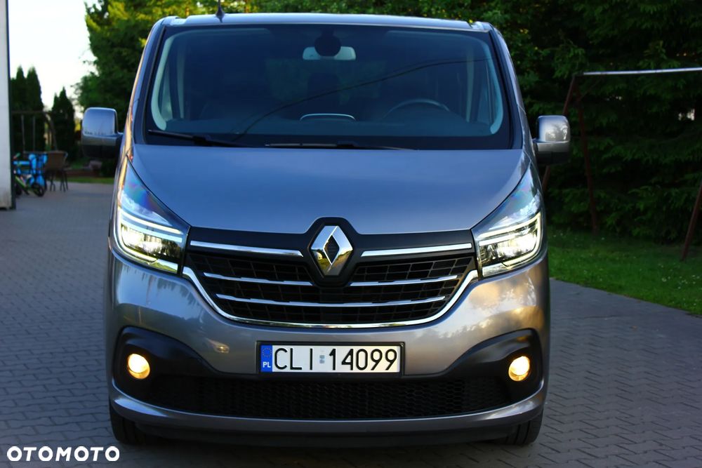 Renault Trafic 2.0 dCi - 21