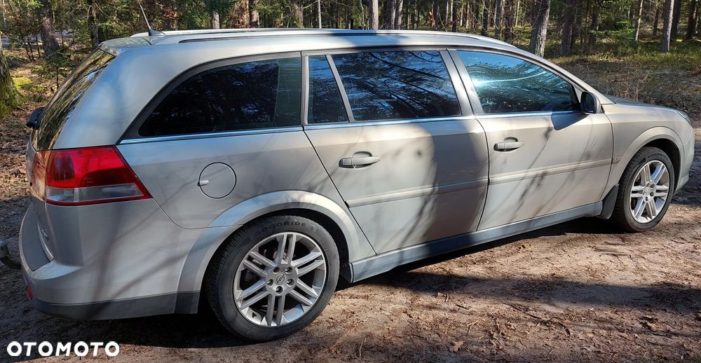 Opel Vectra 1.9 CDTI - 2