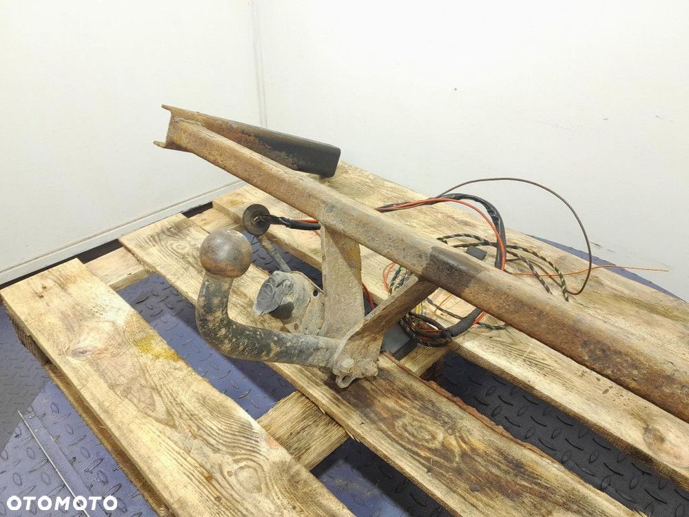 VW PASSAT B5 FL KOMBI HAK HOLOWNICZY DO PRZYCZEPY 7PIN - 4