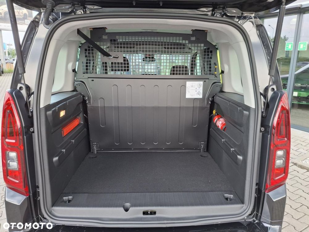 Opel Combo - 8