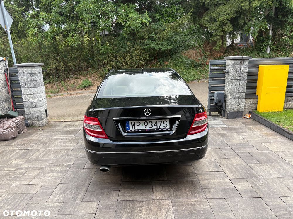 Mercedes-Benz Klasa C 220 CDI DPF Automatik BlueEFFICIENCY Elegance - 3
