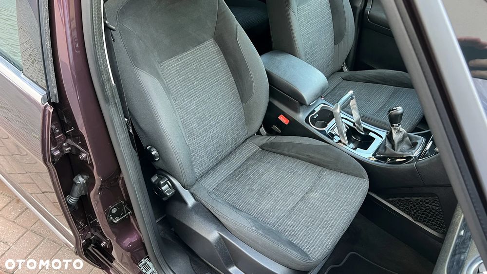 Ford Galaxy 2.0 Ghia - 27