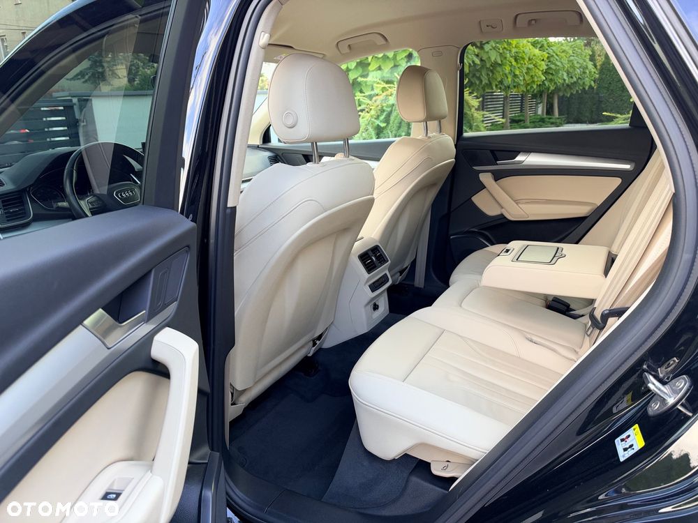 Audi Q5 50 TFSI e quattro S tronic design - 13