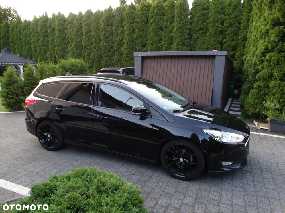 Ford Focus - 1