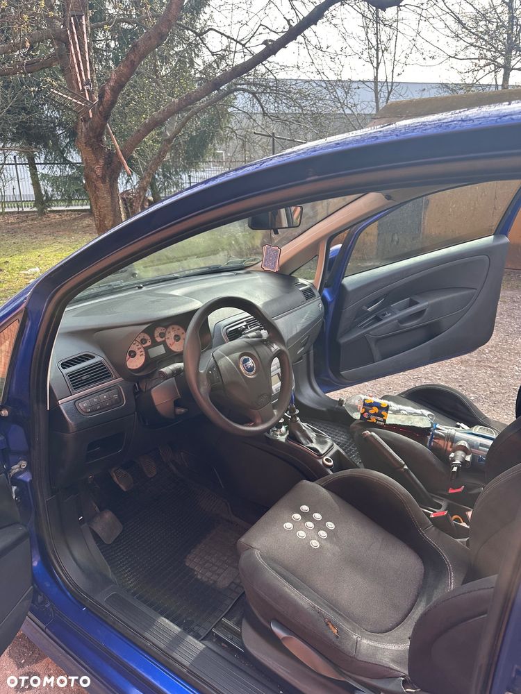 Fiat Grande Punto - 14