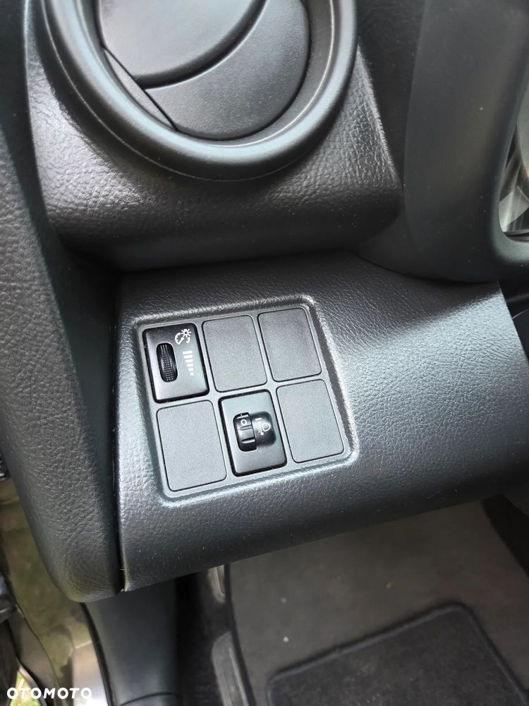 Toyota RAV4 2.2 D-4D 4x4 Life - 19