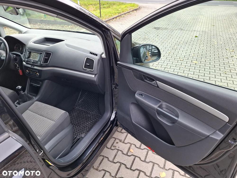 Volkswagen Sharan - 21