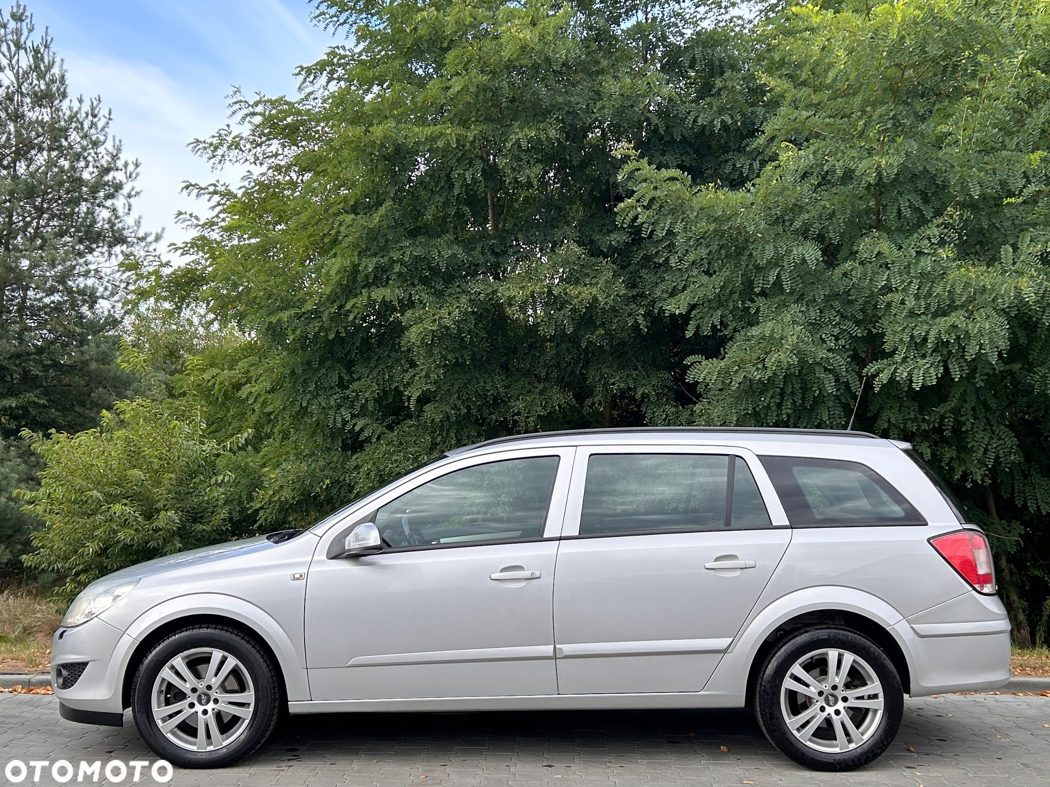 Opel Astra 1.6 Caravan - 3