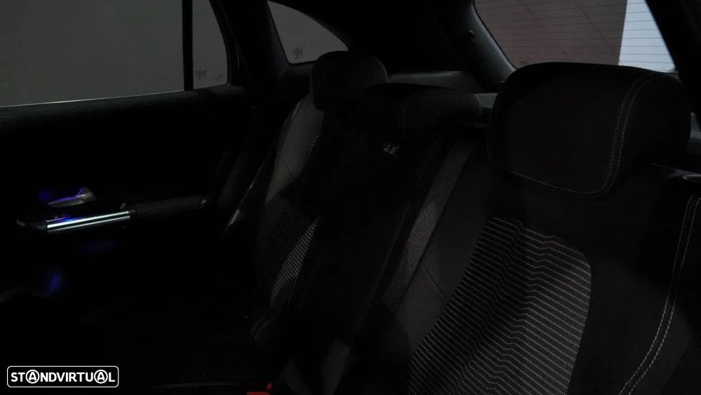 Mercedes-Benz GLA 200 d 8G-DCT Progressive Advanced - 47