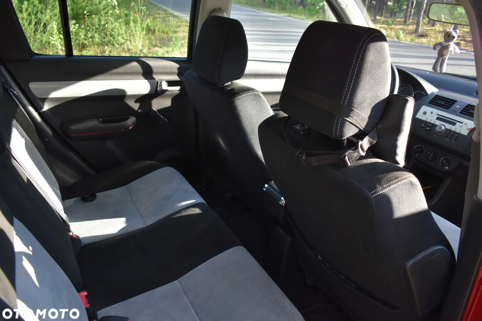 Suzuki Swift - 16