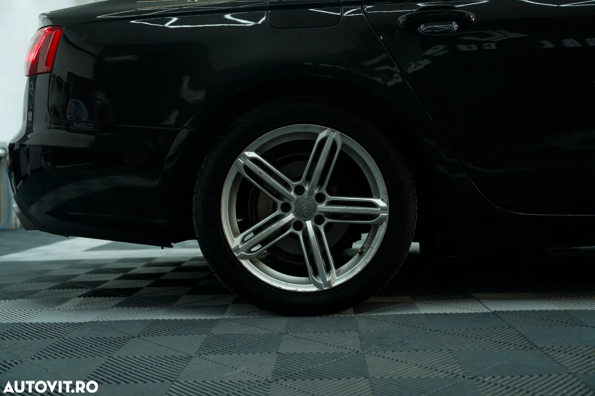 Audi A6 3.0 TDI quattro Stronic - 9