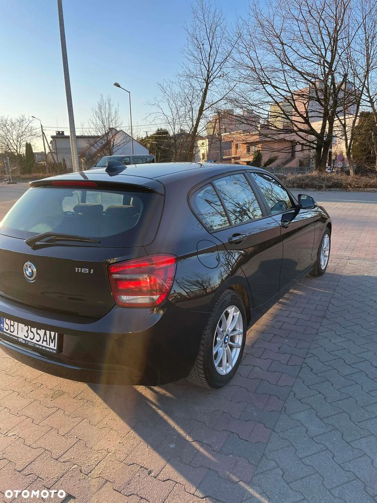 BMW Seria 1 116i - 5