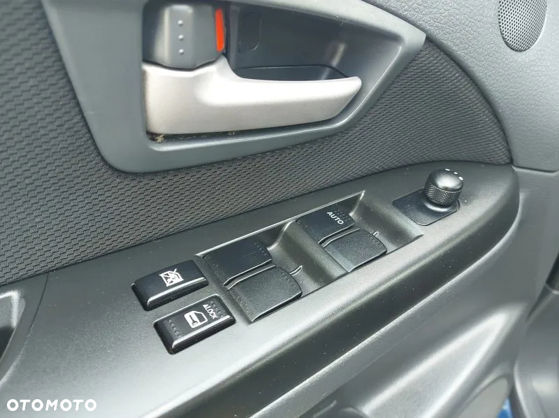 Suzuki SX4 1.6 VVT Comfort - 36