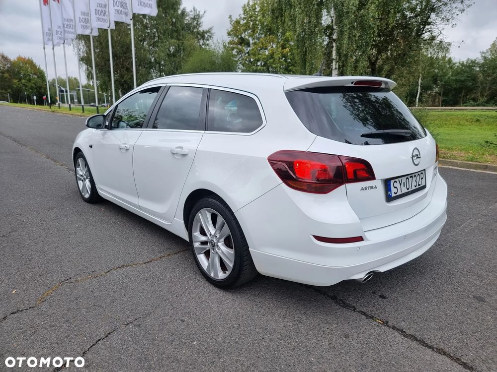 Opel Astra 1.4 Turbo Sport - 2