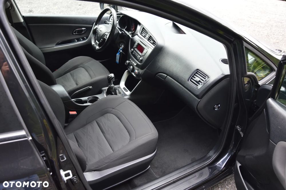 Kia Ceed - 7