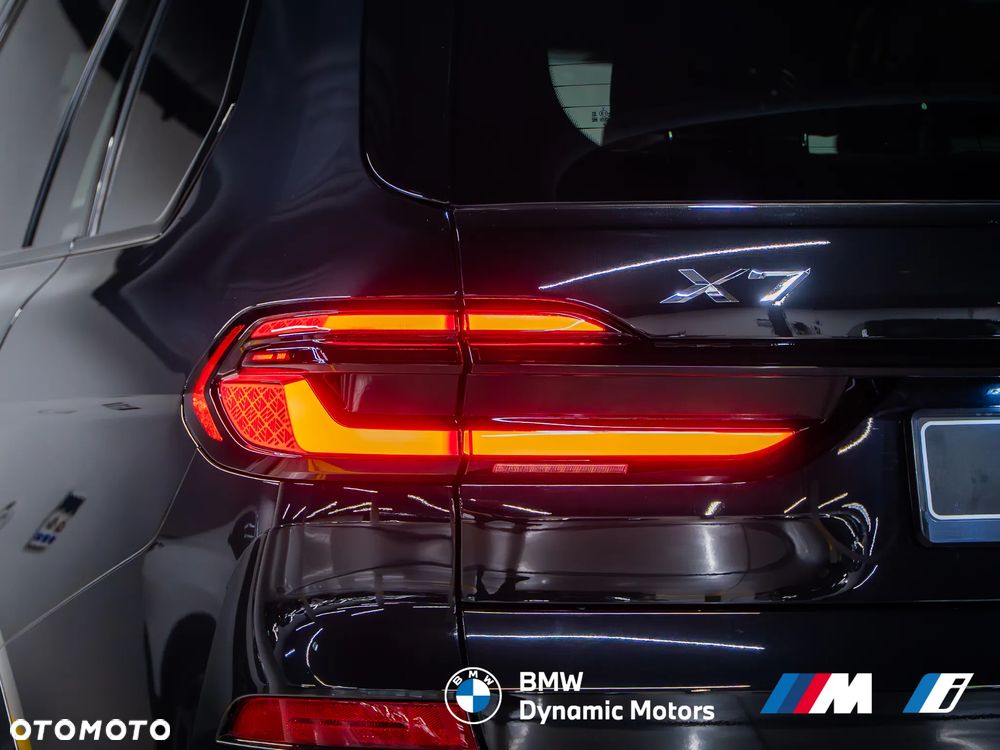 BMW X7 - 12