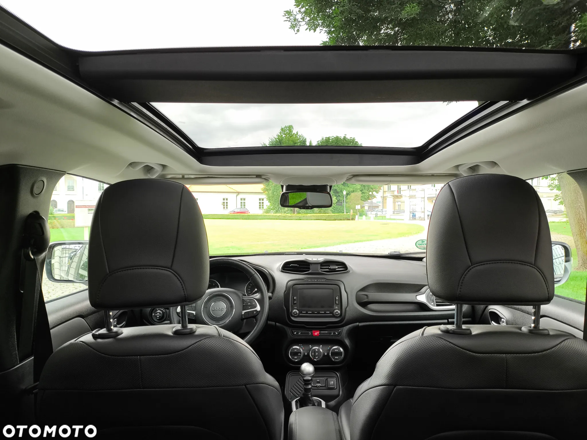 Jeep Renegade 1.4 MultiAir Limited - 26