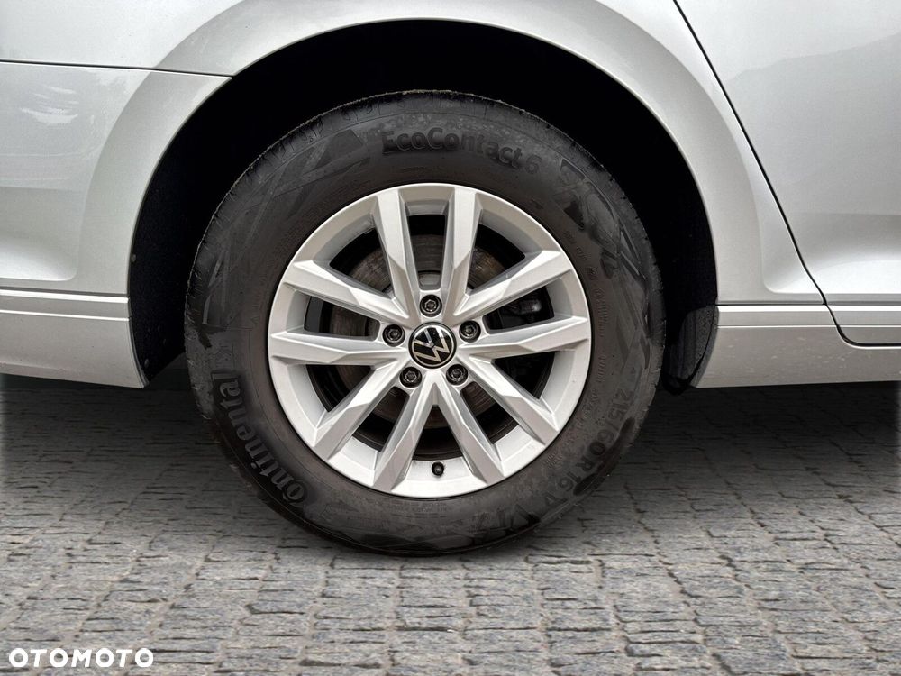 Volkswagen Passat 2.0 TDI EVO Business - 18