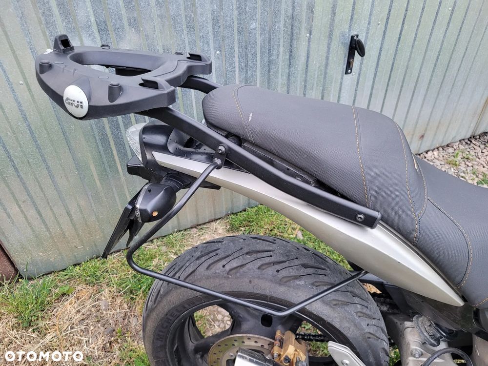 Honda Hornet - 12