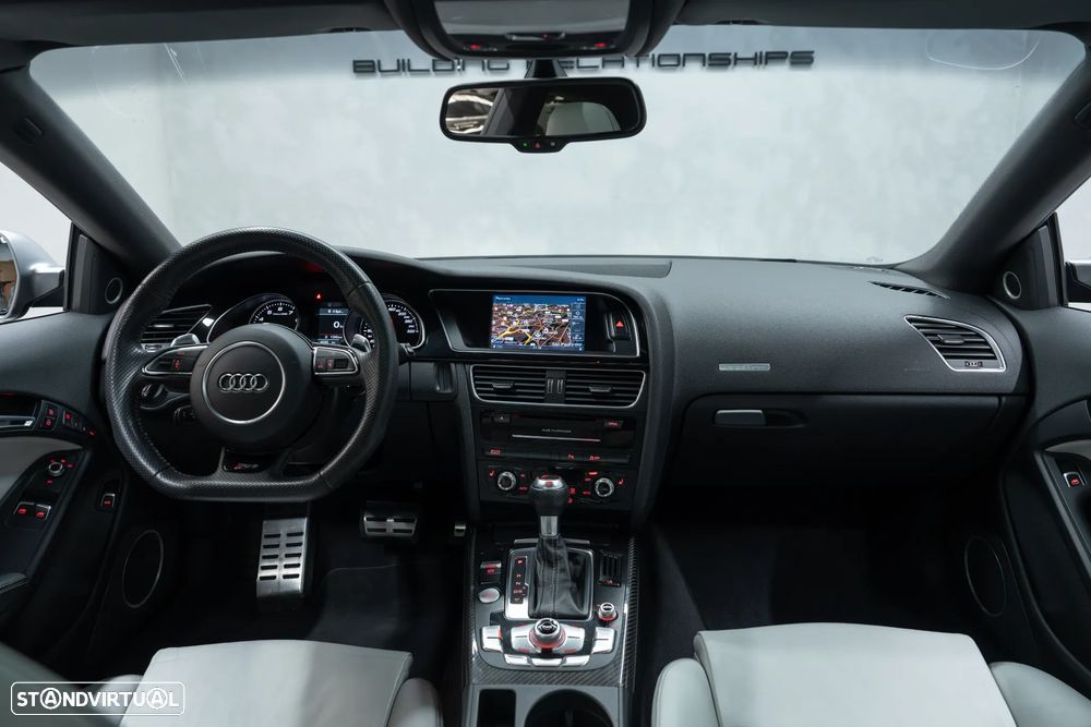 Audi RS5 S tronic - 21