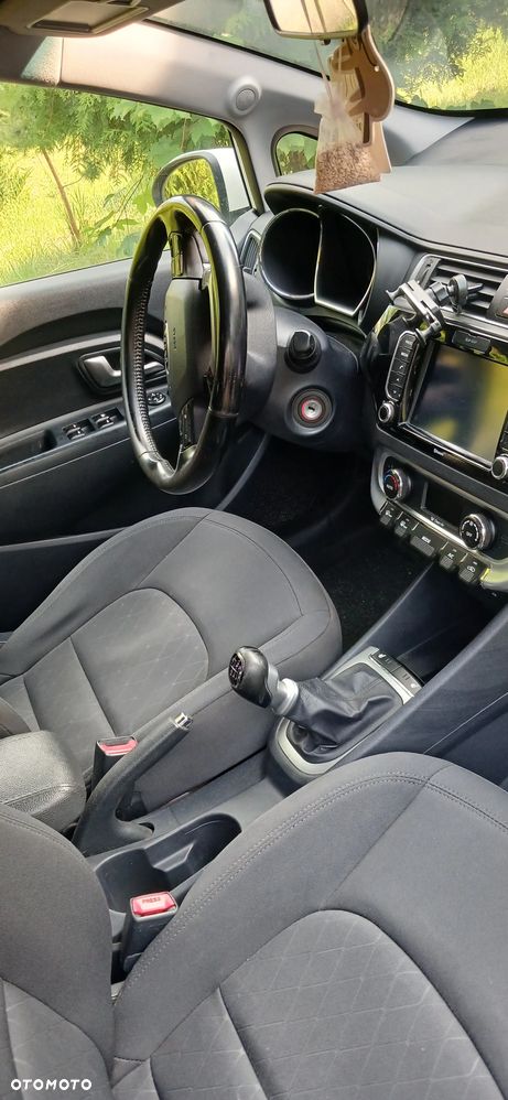 Kia Rio 1.1 crdi M - 7