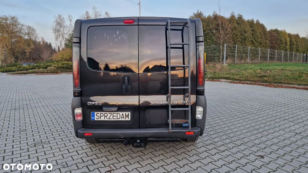 Opel VIVARO - 19