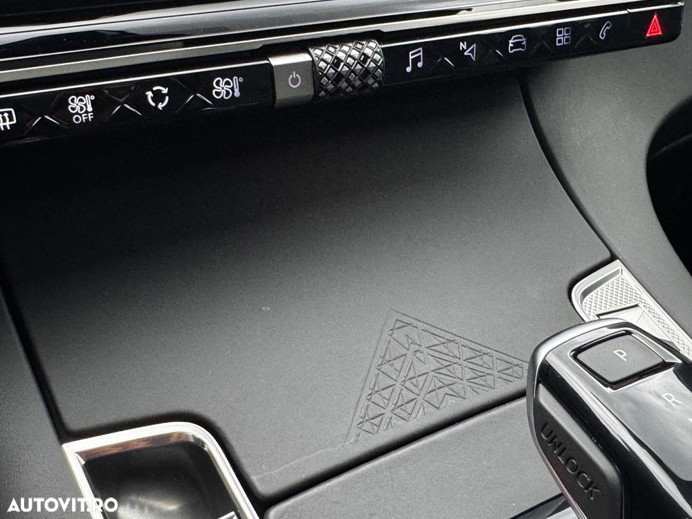 DS Automobiles DS 7 Crossback 1.6 PHeV AWD 300 EAT8 OPERA - 38