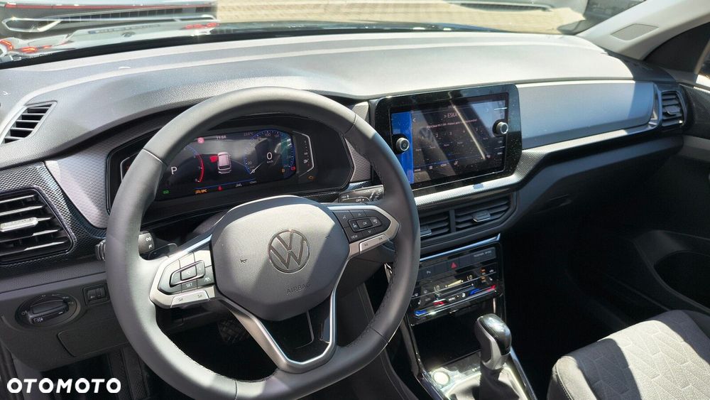 Volkswagen T-Cross - 13