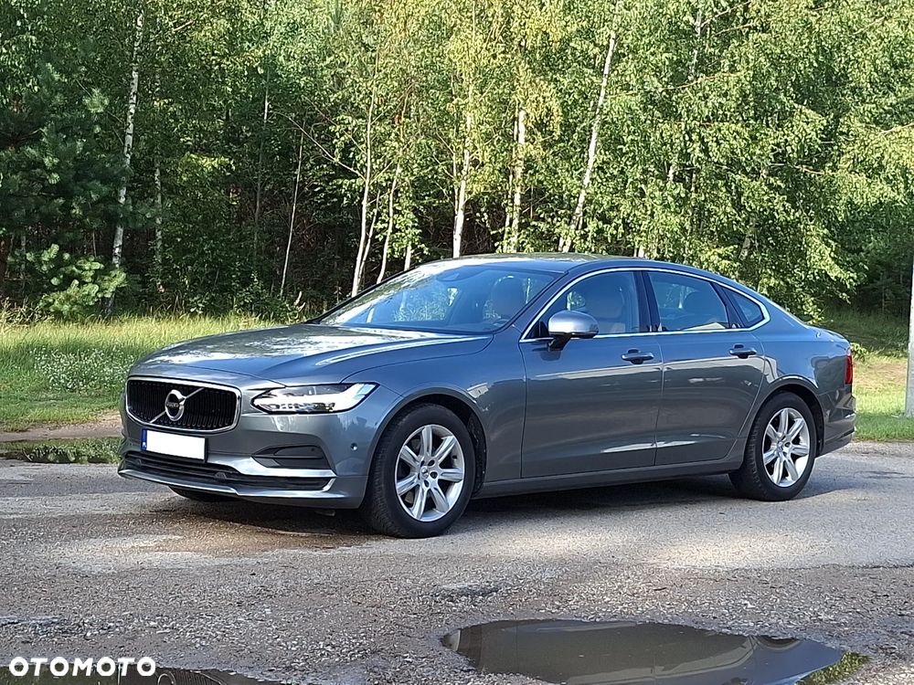 Volvo S90 D4 Momentum - 1