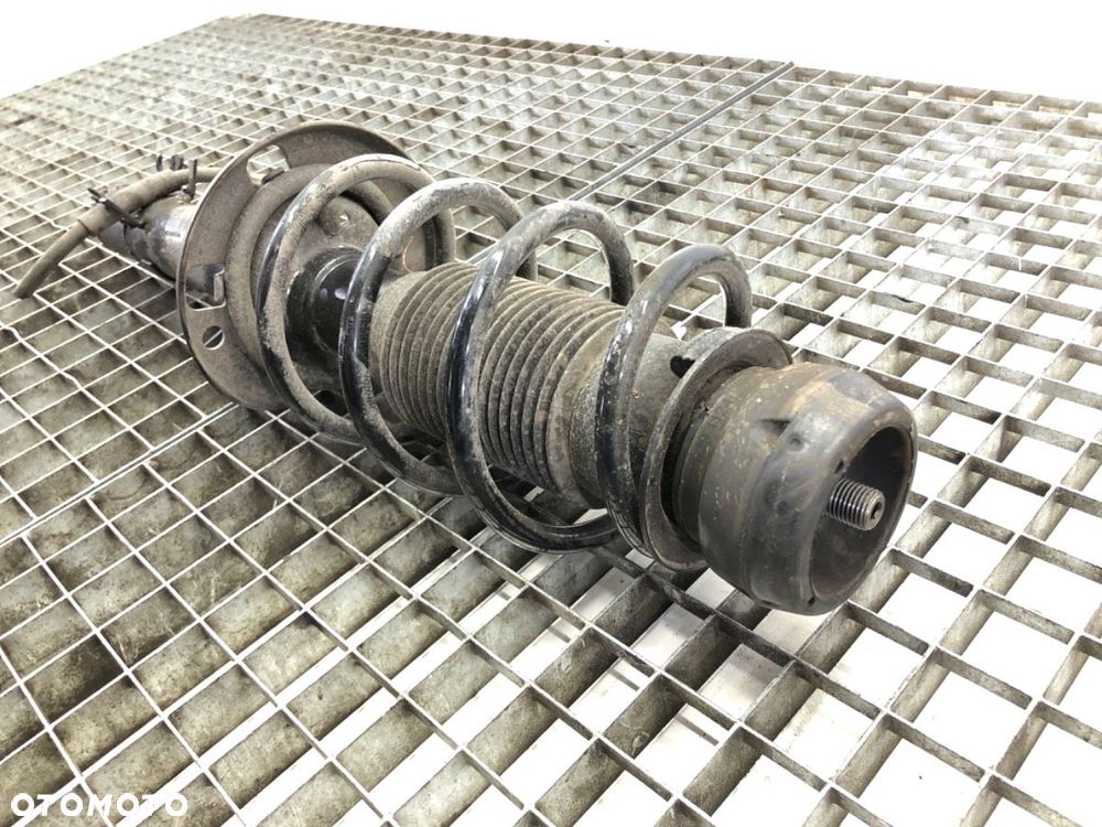 AMORTYZATOR PRAWY PRZÓD ZE SPRĘŻYNĄ  SEAT TOLEDO IV (KG3) 2012 - 2019 1.2 TSI 66 kW [90 KM] - 3