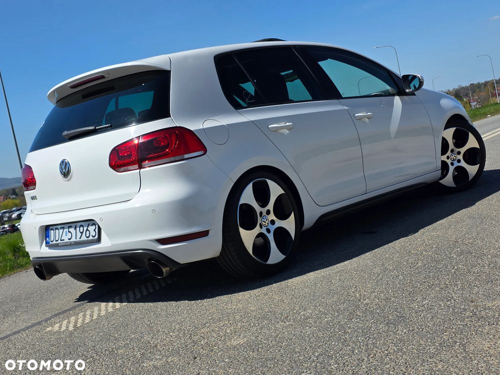 Volkswagen Golf 2.0 GTI Edition 35 - 2