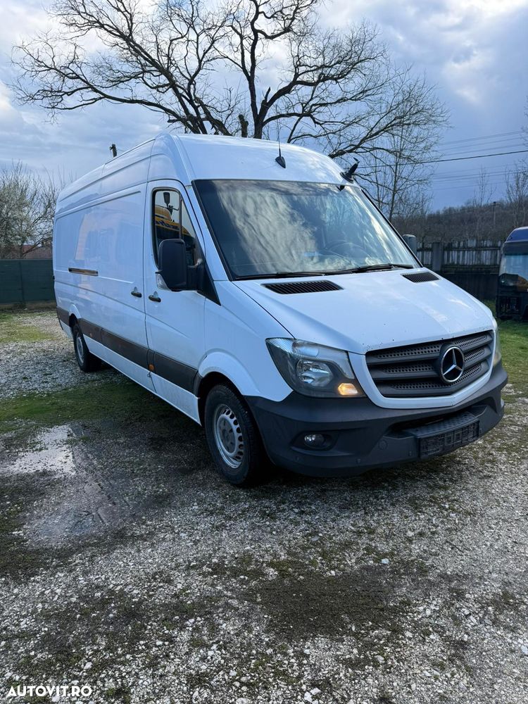 Mercedes-Benz Sprinter - 1