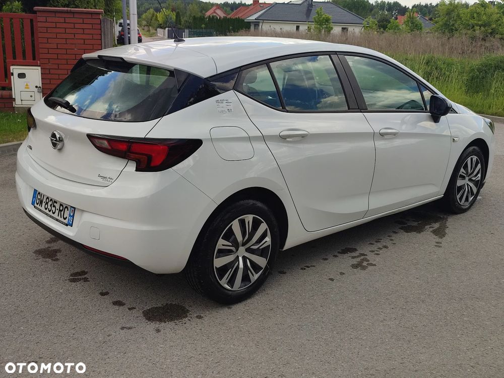 Opel Astra 1.2 Turbo Elegance - 4