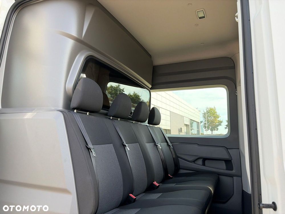 Volkswagen Crafter - 32