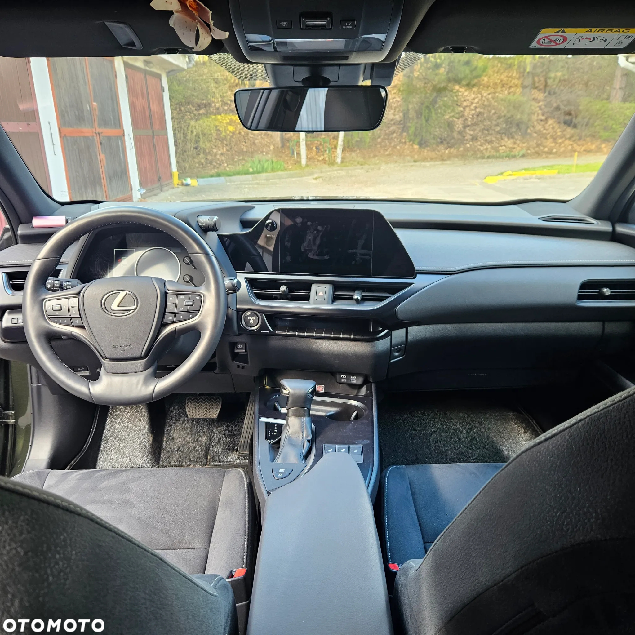 Lexus UX 250h GPF Business 2WD - 22