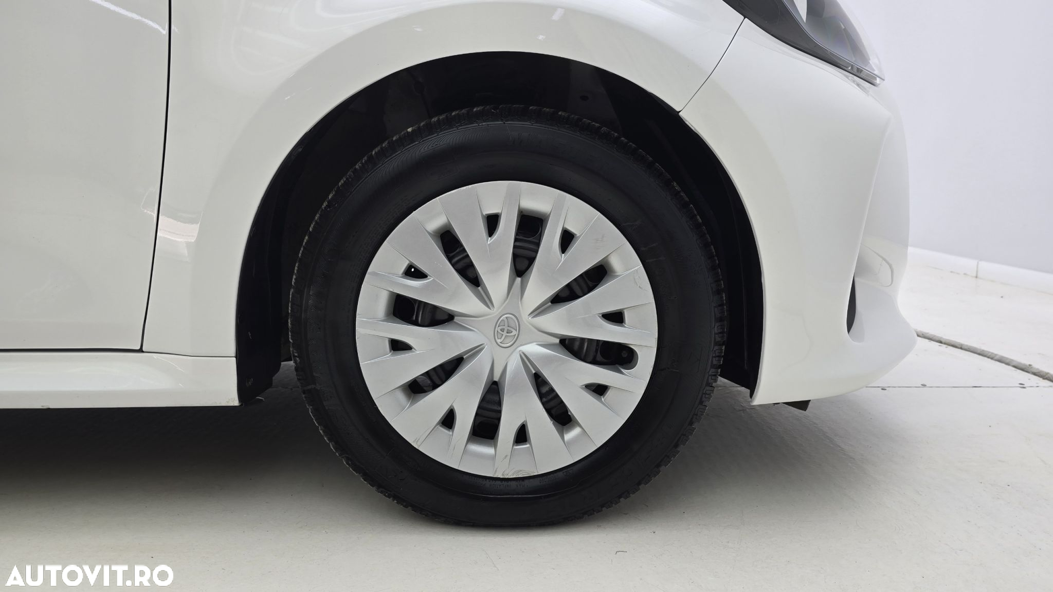 Toyota Yaris 1.5 116 CP HEV Active - 23