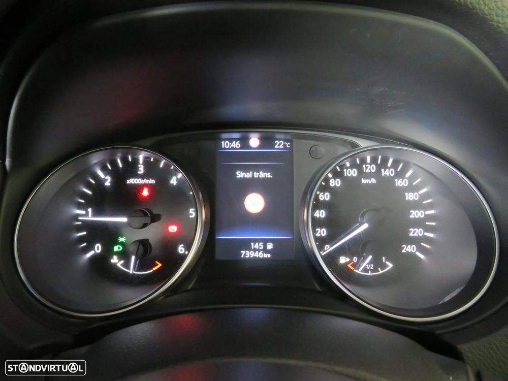 Nissan Qashqai 1.5 dCi N-Connecta J18+Led - 22