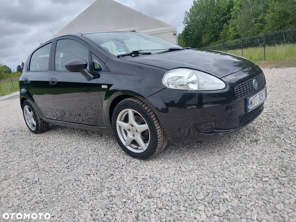 Fiat Grande Punto - 4