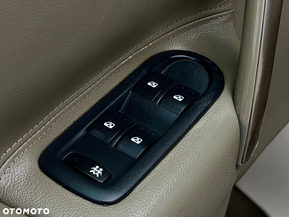 Renault Scenic - 19